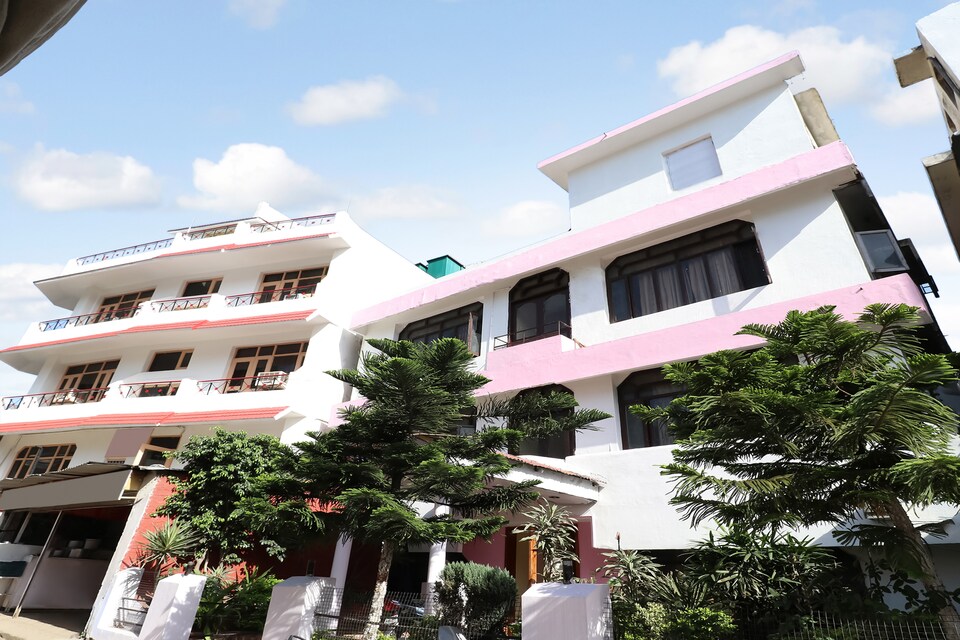 OYO 39348 Hotel Samrat, Katra, Katra