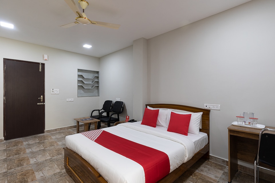 Hotel O Nestle inn, Velachery, Chennai