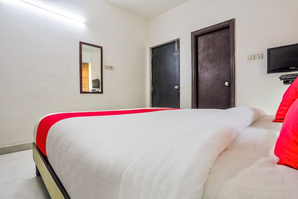 OYO 39354 Bharath Residency, Sholinganallur, Chennai