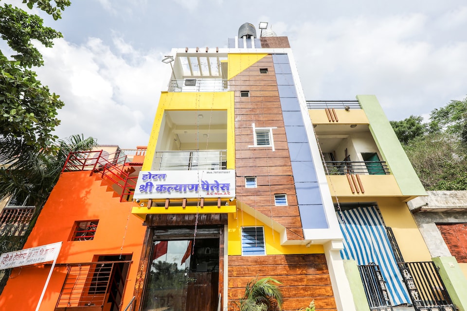 OYO 39358 Hotel Kalyan Palace, Mahakal Temple 2, Ujjain