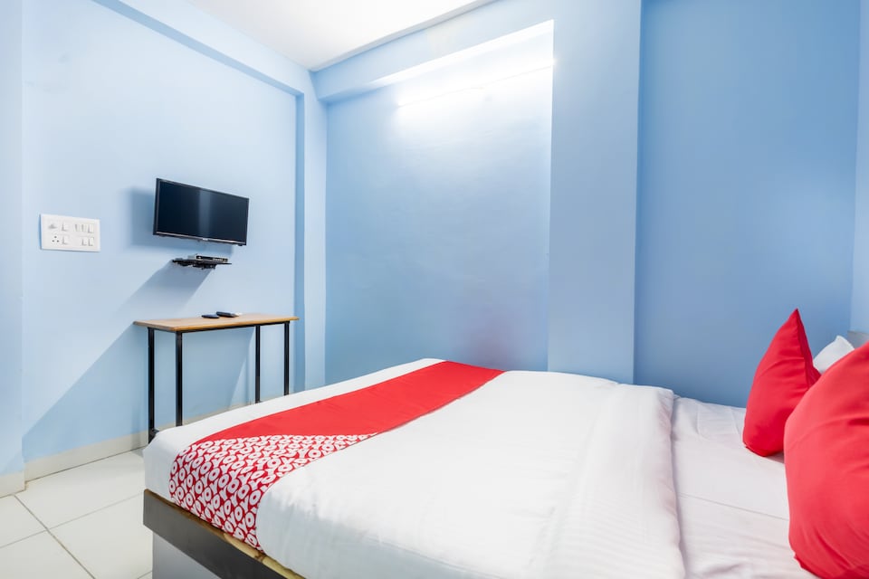 OYO 39370 Hotel Shreeji Rasoi 1, Bhawarkua Indore, Indore