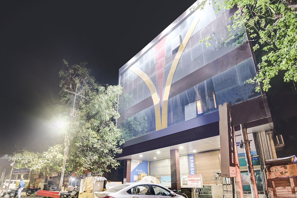 Capital O Hotel Royal Palace, Sultanpur, Sultanpur