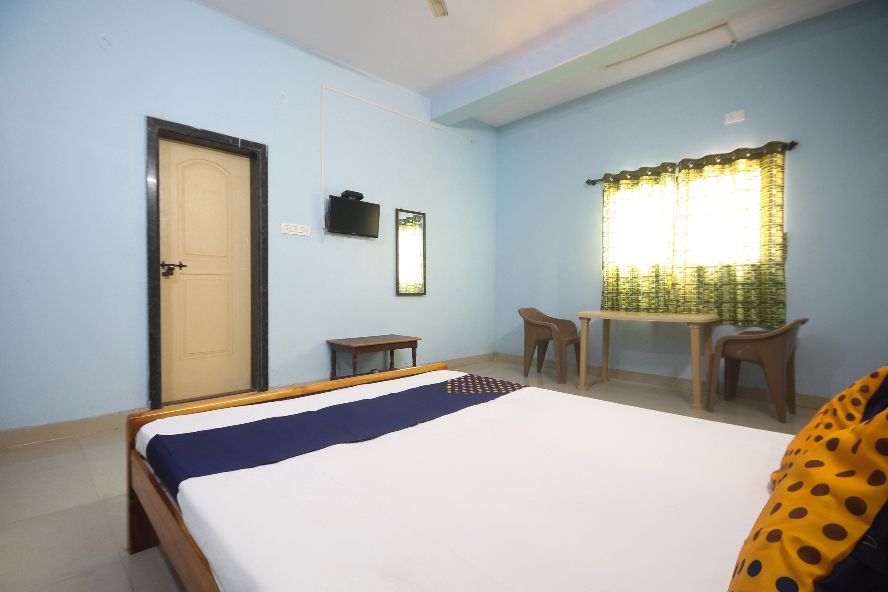 Spot On 39385 Venkatesh Palace Spot On Gulbarga Book 641 Oyo