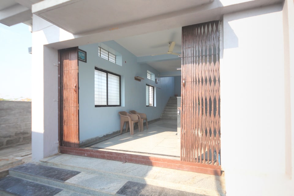 SPOT ON 39385 venkatesh Palace, Gulbarga, गुलबर्गा