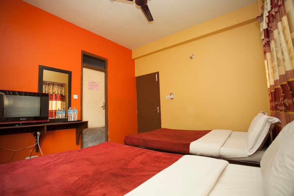 SPOT ON 380 Hotel Pashupati Plaza, Gaushala Kathmandu, Kathmandu