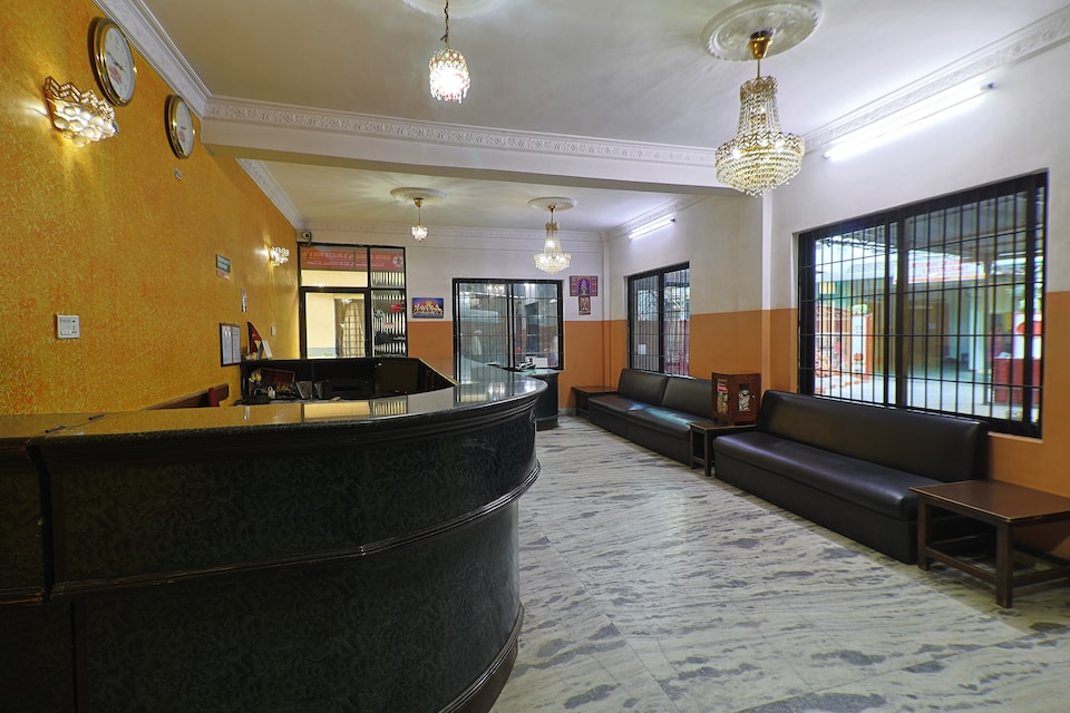 OYO 381 Hotel Pashupati Plaza, Gaushala Kathmandu, Kathmandu