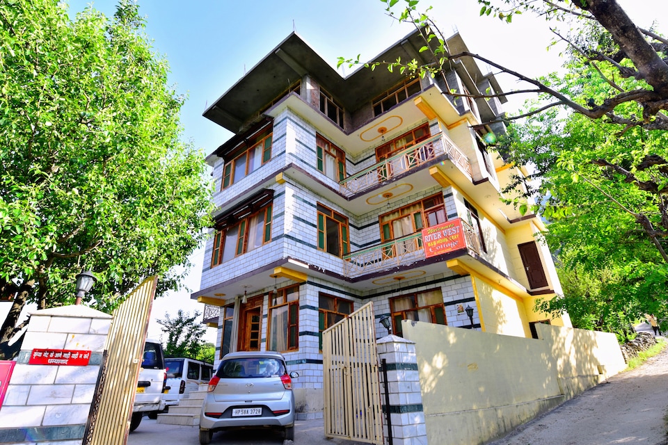 OYO 39401 River West Cottage, Kullu, Kullu