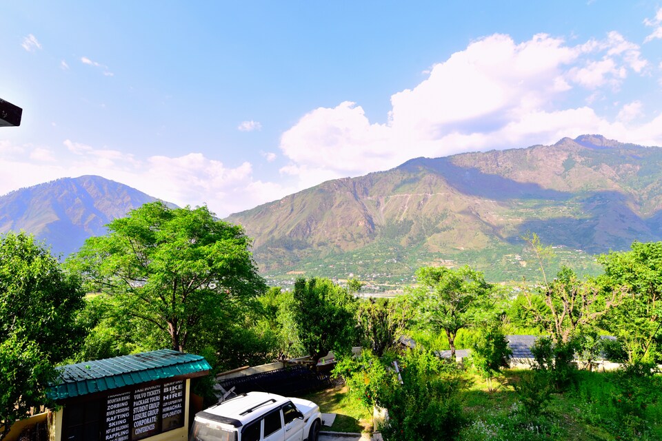 OYO 39401 River West Cottage, Kullu, Kullu