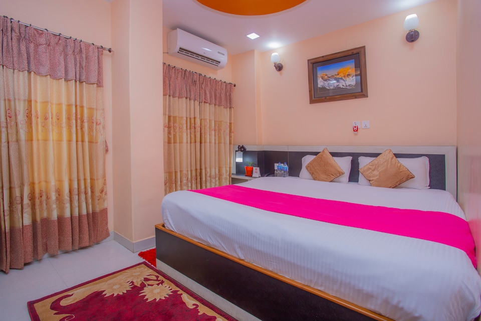 OYO 384 Ringji Palace, Kakarvitta, Kakarvitta