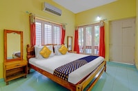 SPOT ON White House Beach Resort