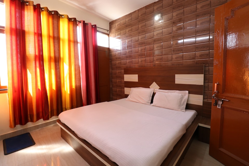 Ashok Guest House पर SPOT ON करें, Katra, कटरा