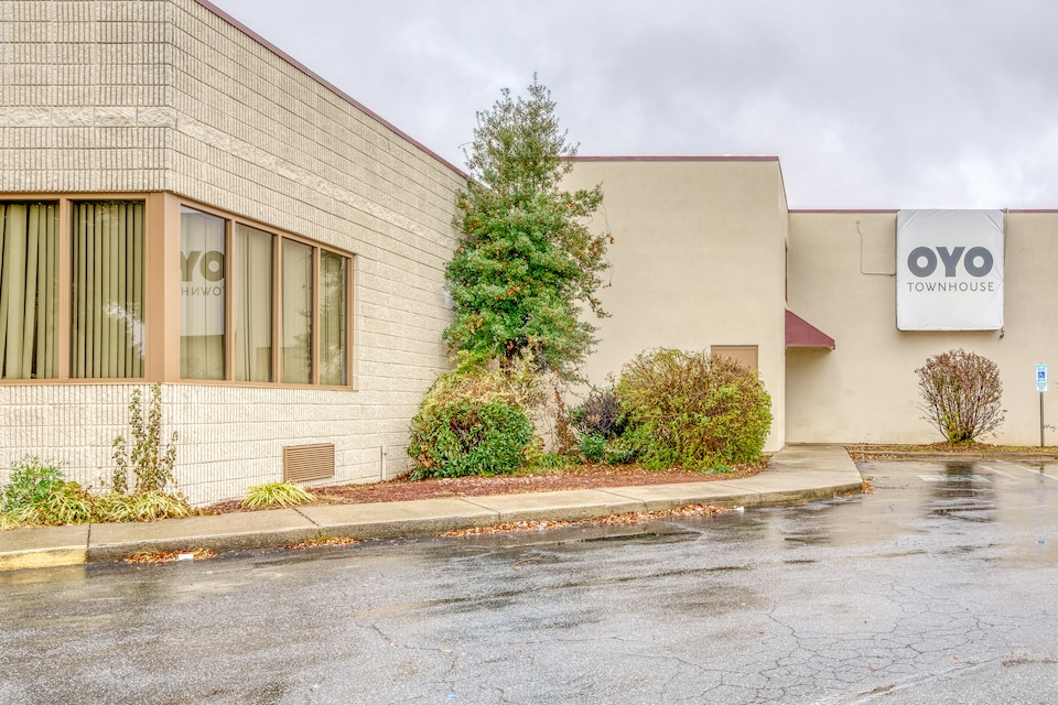 OYO Hotel Burlington South, Burlington NC, Burlington NC