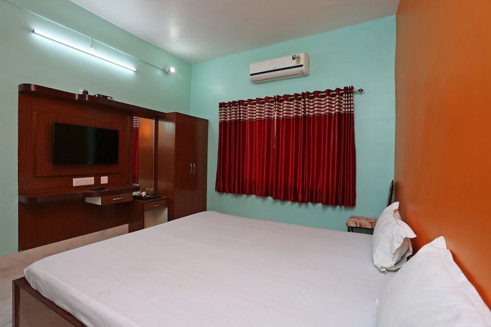 SPOT ON 39454 Abhishek Lodge, Bankura city, Bankura