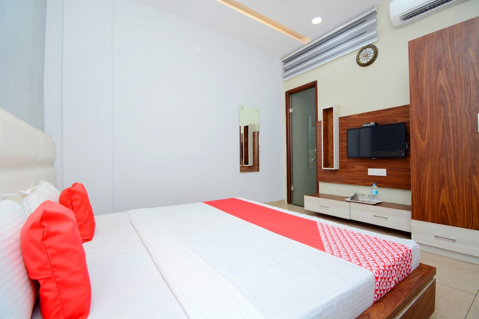 OYO 39459 Hotel Seven Seas, Pakhowal Road Ludhiana, Ludhiana