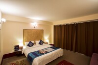 OYO Home Stay Maya Baas