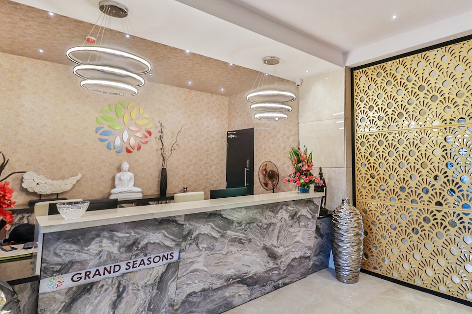 पैलेट - ग्रांड सीज़न (द बिजनेस होटल), KR Puram Bangalore, बैंगलोर