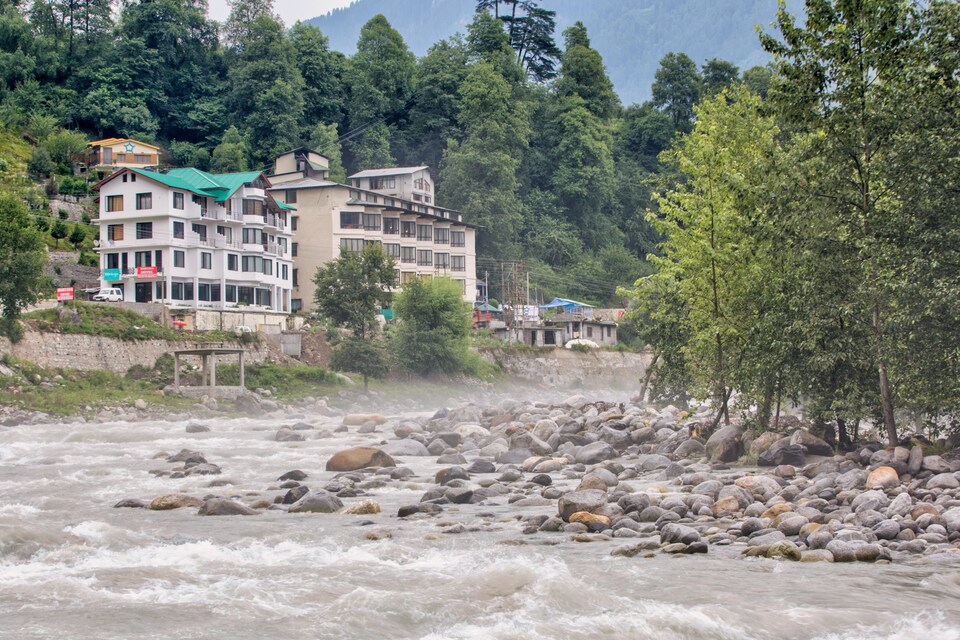 Palette - The River Crescent Resort, NH 21 Manali, Manali