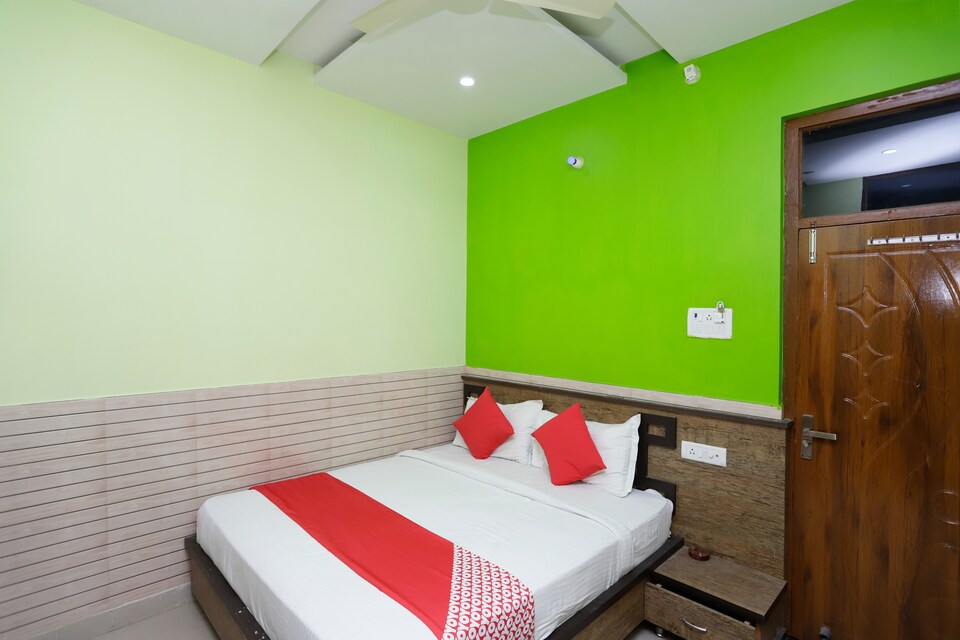 OYO 39485 Hotel Ds Grand, Hardoi, Hardoi