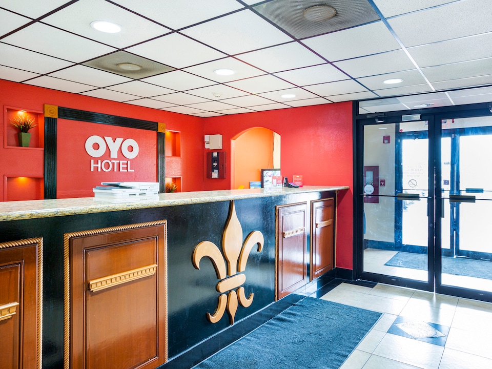 OYO Hotel LSU, C70767, Port Allen LA
