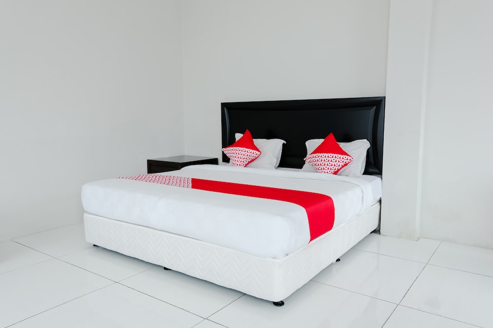 Capital O 892 Grand Pujon View Hotel And Resort, Batu, Batu