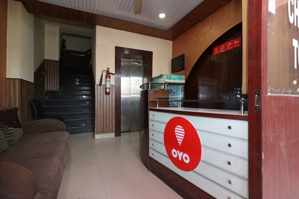 OYO 3735 Hotel Chilana Tower, Rudrapur, Rudrapur