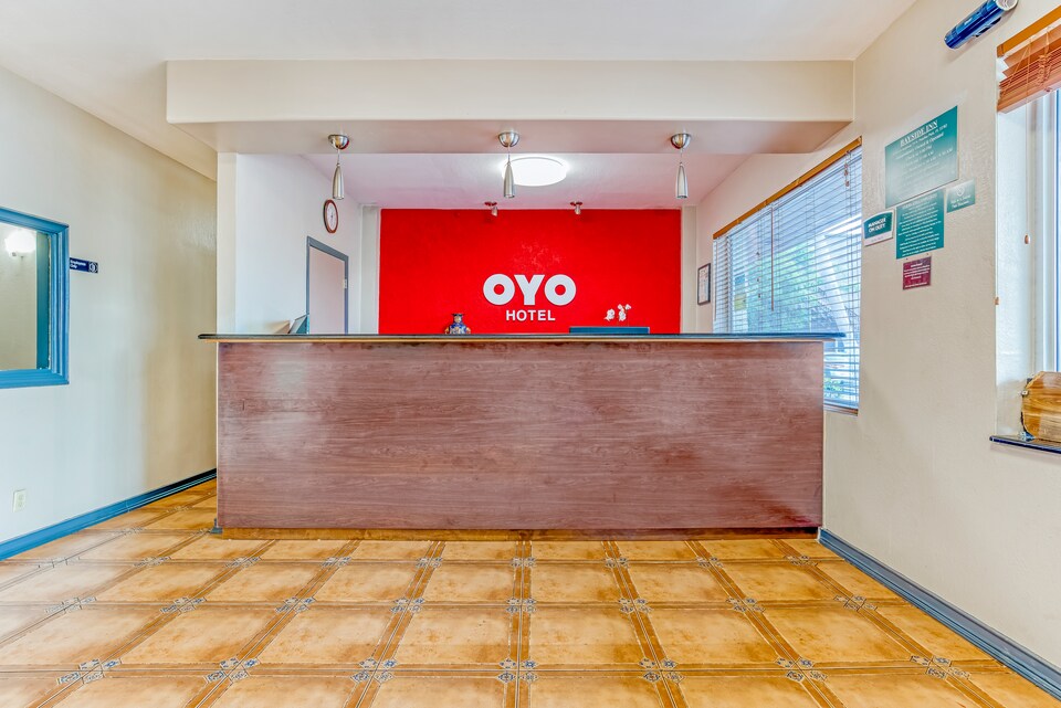 OYO Hotel Pinellas Park - St. Petersburg North US-19, Pinellas Park, Pinellas Park