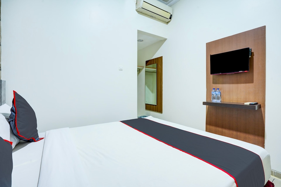 Hotel O Padang City Center Near Pantai Padang Formerly D'Dhave Hotel, Padang Kota, Padang