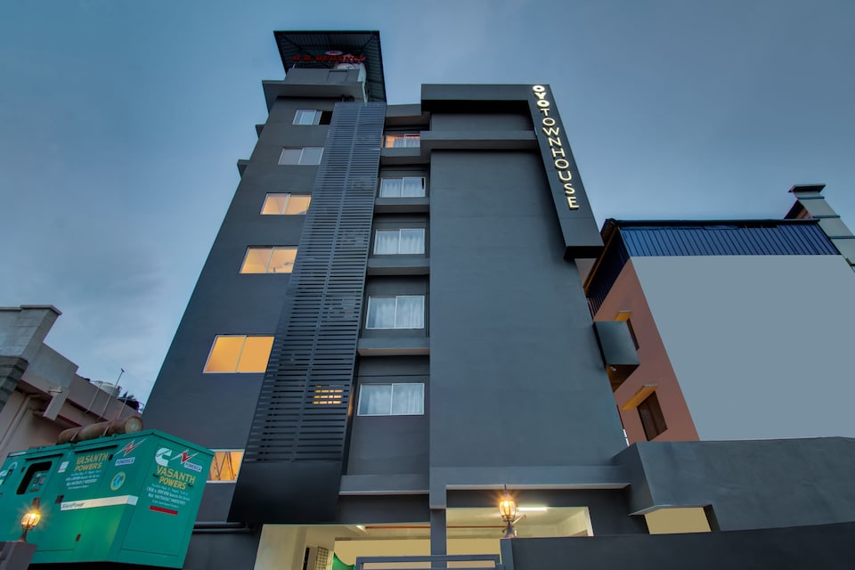 OYO Townhouse 140 Thampanoor Railway Station, Thampanoor Trivandrum, Trivandrum