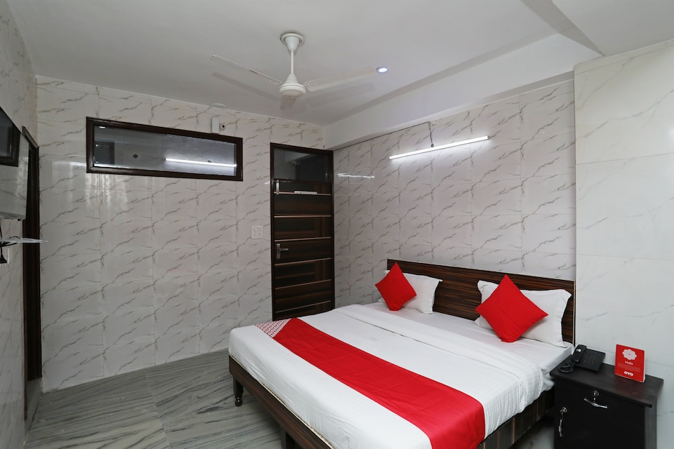 OYO 39518 Kanchan House, Dwarka Delhi, Delhi