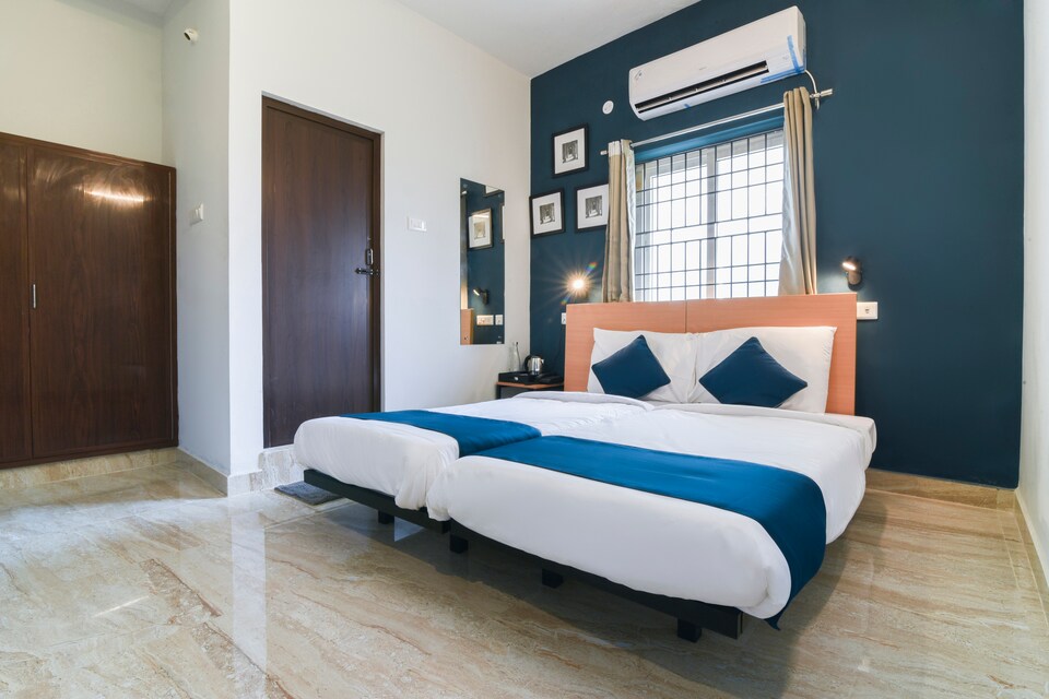 SilverKey Executive Stays 39526 Perumbakkam, Velachery, Chennai