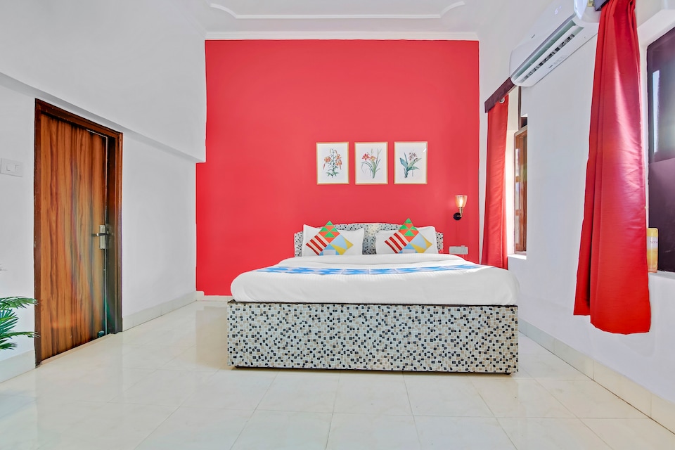 OYO Home 39557 Luxurious Stay East Of Kailash, Greater Kailash Delhi, Delhi