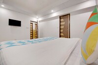 OYO Home 39557 Luxurious Stay East Of Kailash
