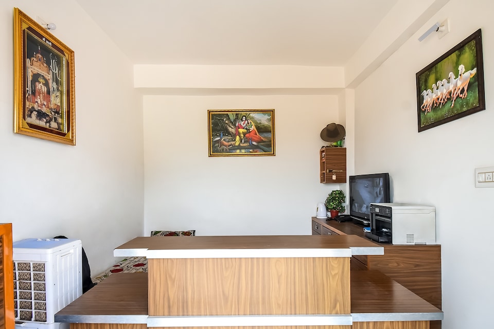OYO 39560 Shree Karni Indra Palace, OUTER BIKANER, Bikaner