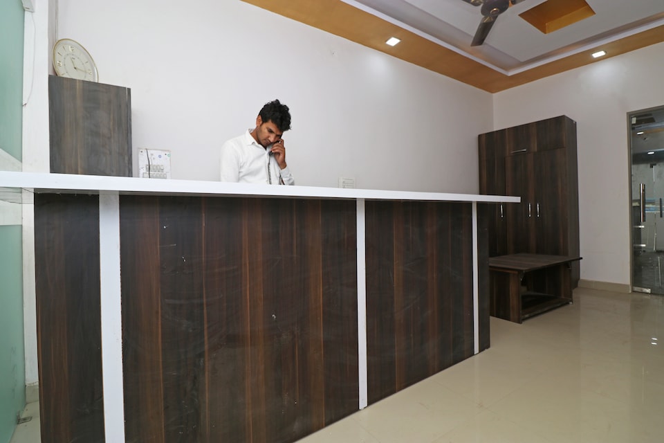 Hotel O The Belgium, Faridabad, Faridabad