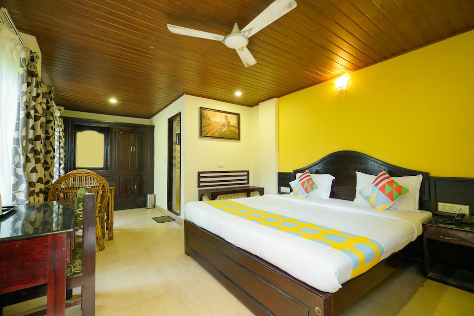 OYO Home 39593 New Gate Inn, Munnar City Munnar, Munnar