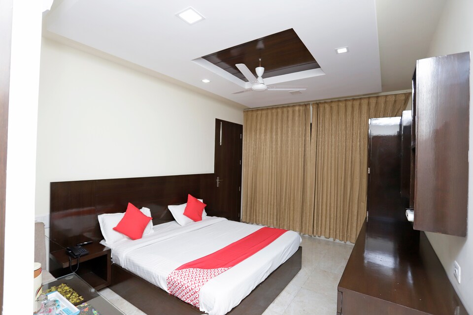 OYO 39595 Hotel Ray Ban, Haridwar Junction, Haridwar