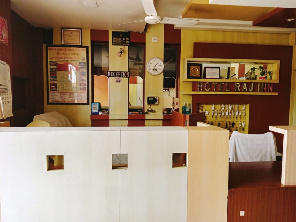 OYO Flagship Hotel Raj Inn, Sikar Road Jaipur, Jaipur