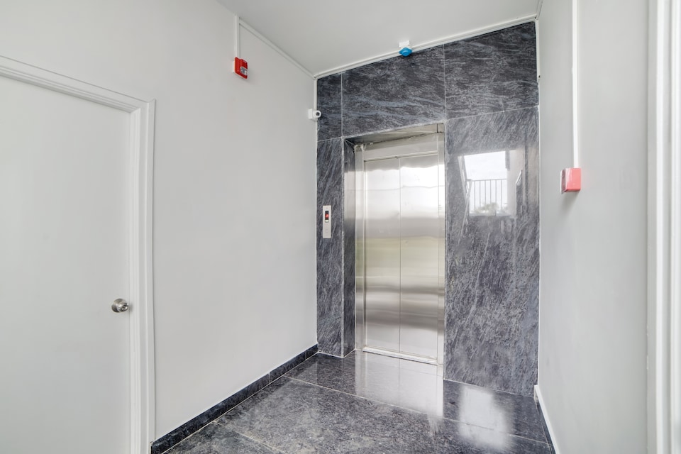 SilverKey Executive Stays 39634 Shamshabad, Shamshabad, Hyderabad