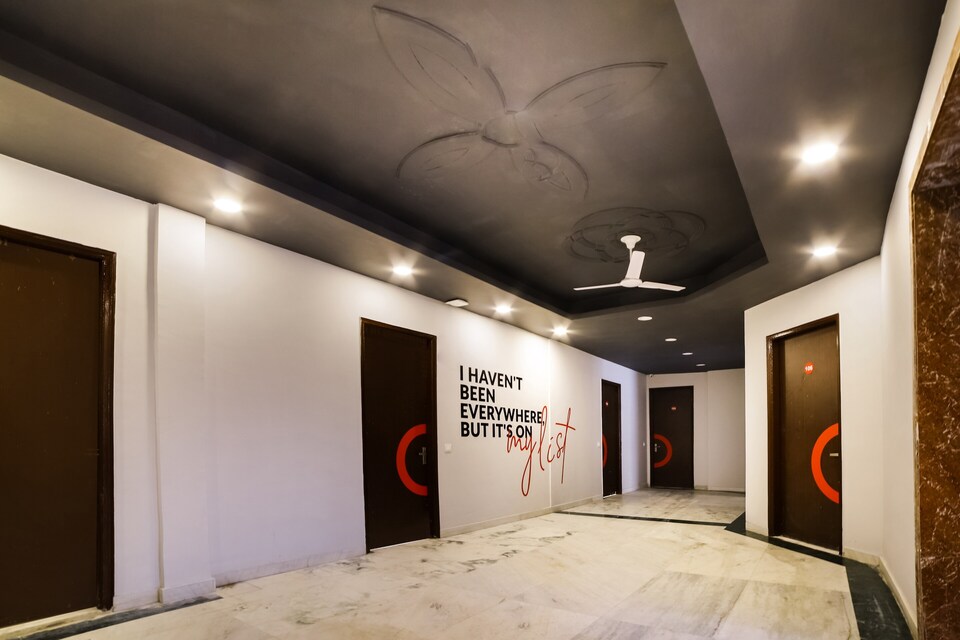 Collection O Chandan Hola Rd, Saket Delhi, Delhi