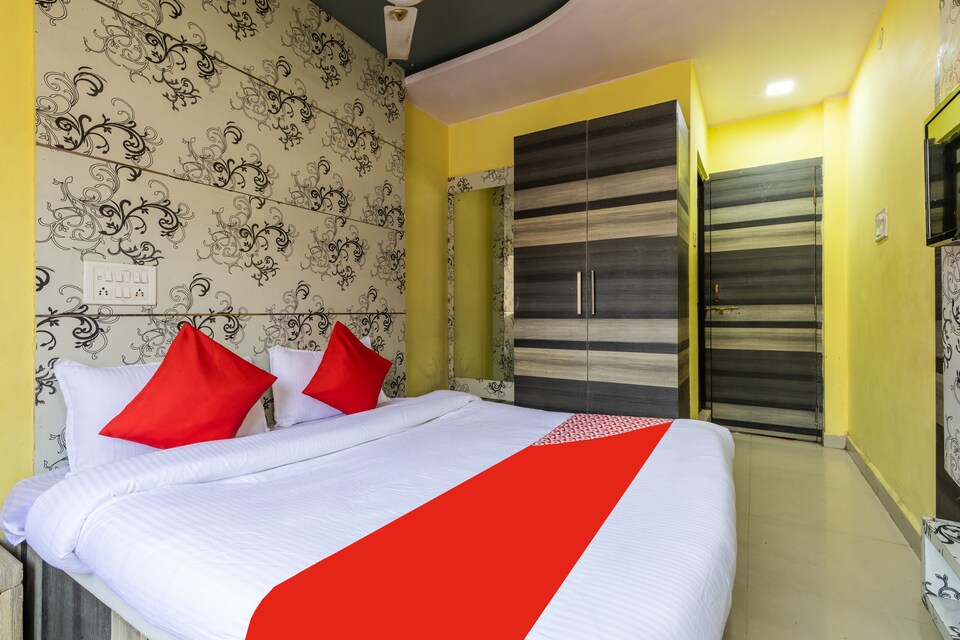 OYO 39675 Gupta Avenue, Mahakal Temple 1, Ujjain