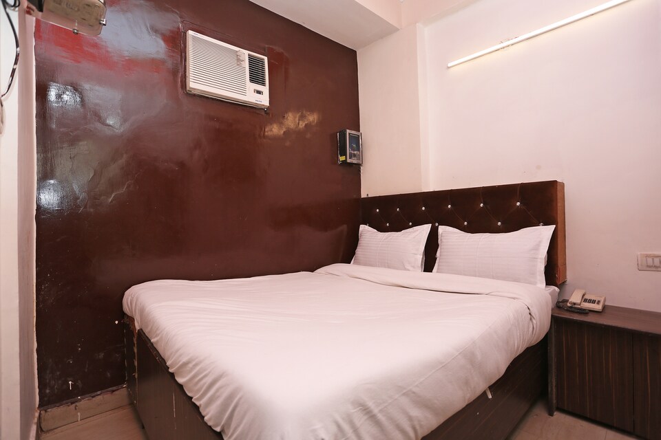 SPOT ON 39685 Hotel Shubham, Ghaziabad City, Ghaziabad