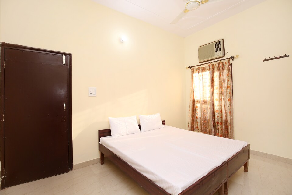 SPOT ON 39686 Naman Guest House, Sirhind, Sirhind
