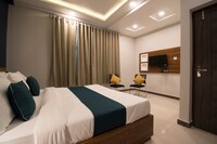 SilverKey Executive Stays 39701 Tonk Phatak