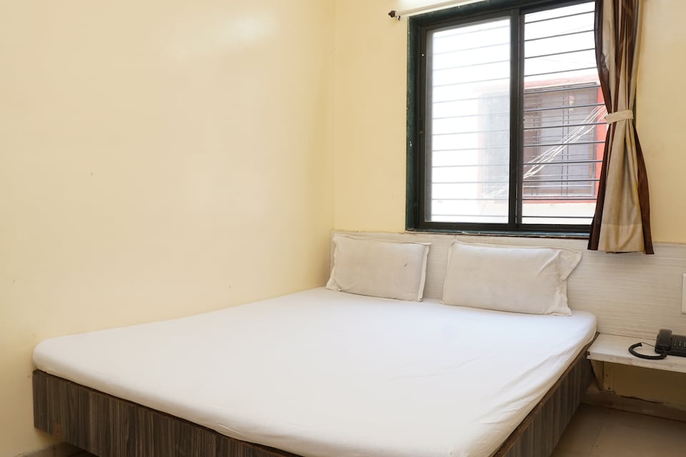 OYO 39715 Hotel Sai Bhagwan, Shirdi, Shirdi