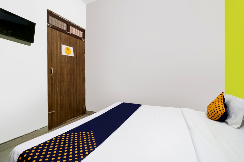 SPOT ON 39721 Hotel Blue Heaven, Faridabad, Faridabad