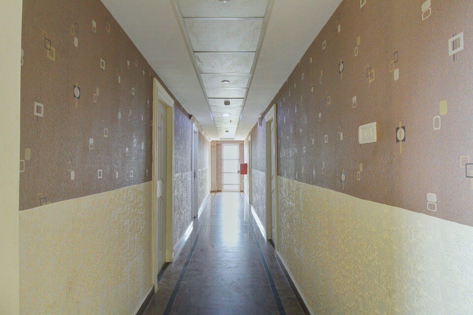 Live as COM301, Avinashi Road Coimbatore, Coimbatore