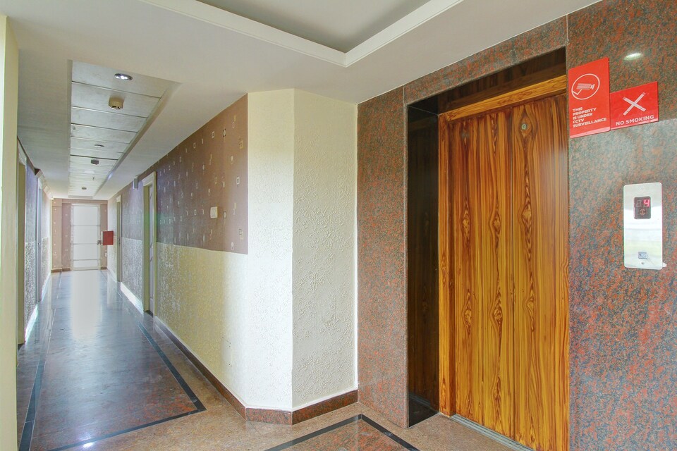 Live as COM301, Avinashi Road Coimbatore, Coimbatore