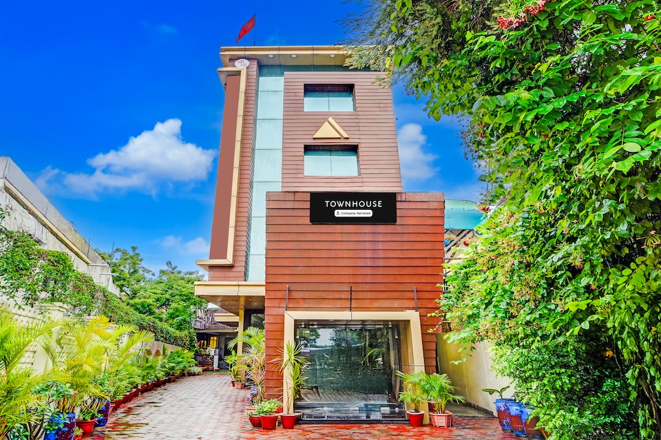 Super Townhouse Madan Mahal Railway Junction Formerly Annpurna Inn, Vijay Nagar - Jabalpur, Jabalpur