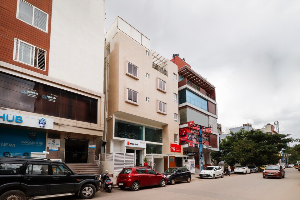 Capital O 39746 The Roy Grand Inns, HSR Bommanahalli Bangalore-II, Bangalore