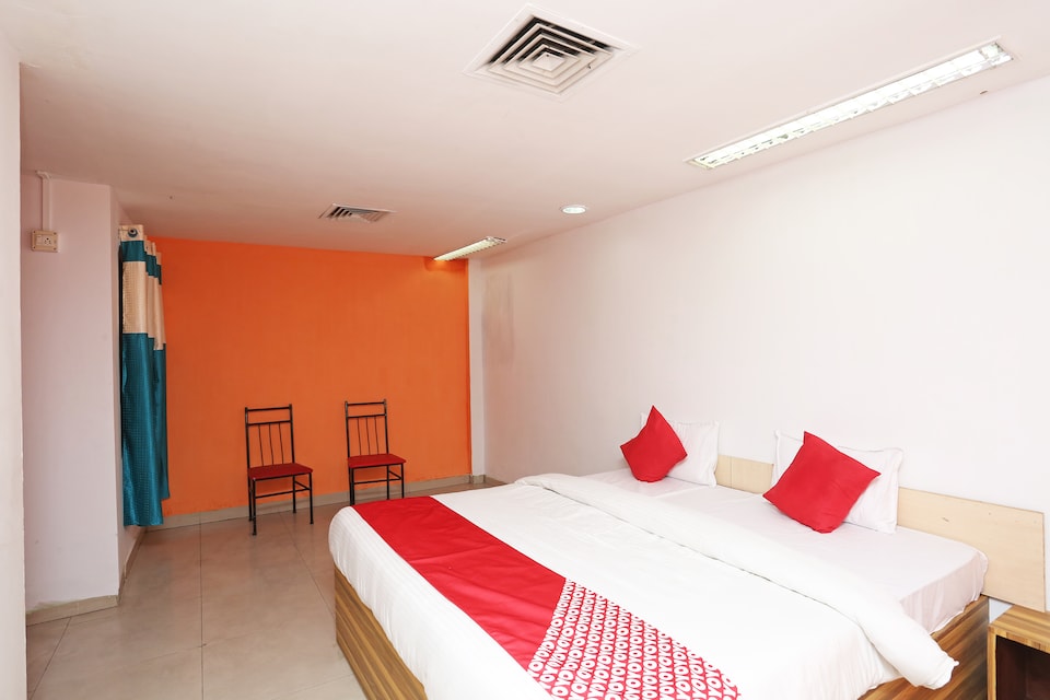 OYO 39756 Shanghai Lodge, Jorhat, Jorhat